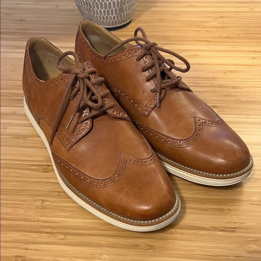 Cole Haan Original Grand Wingtip - Chestnut Brown - 11 C12589